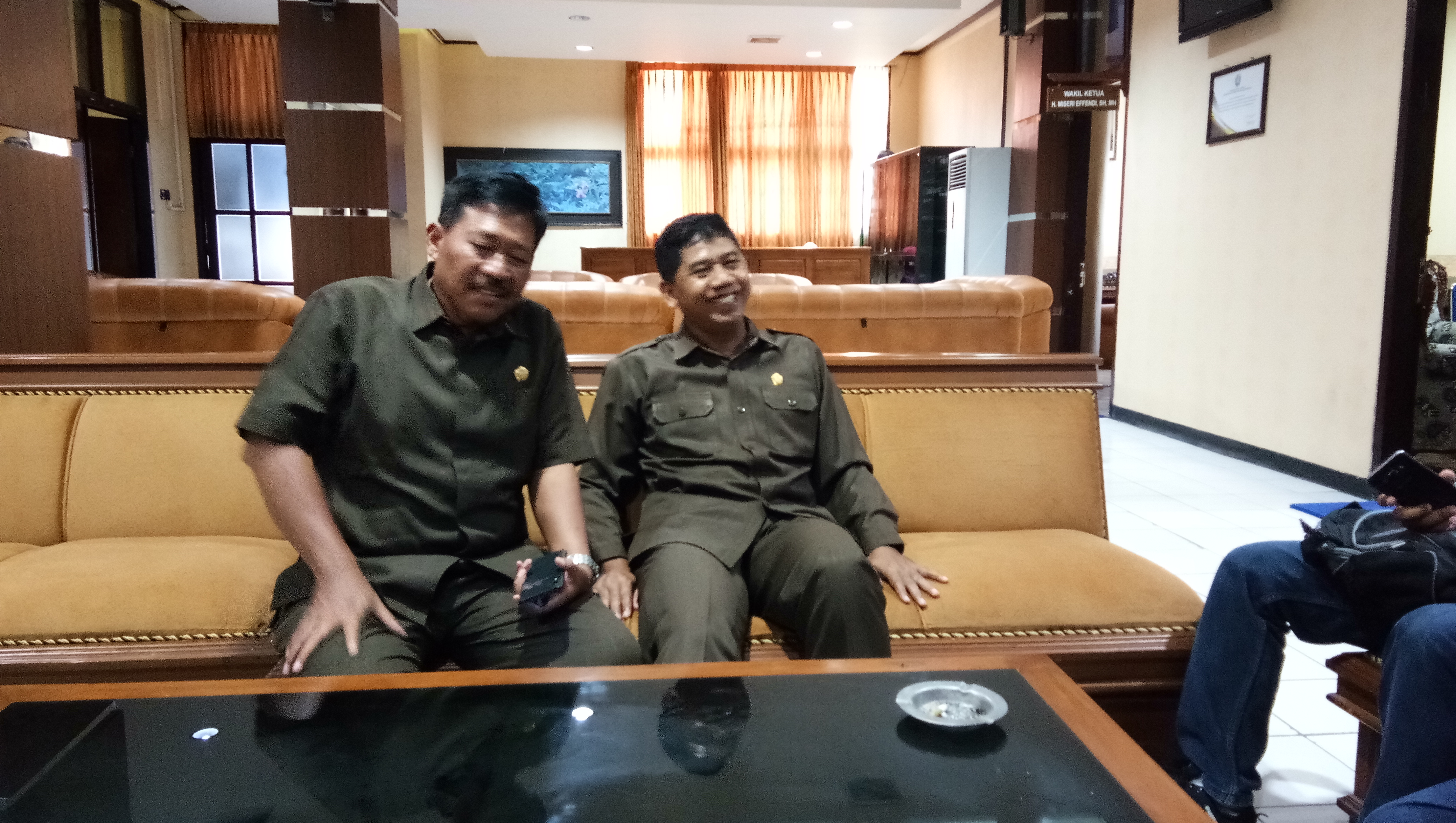 Photo of Ketua DPRD Beri Penjelasan Soal Rapat Paripurna Tidak Kuorum