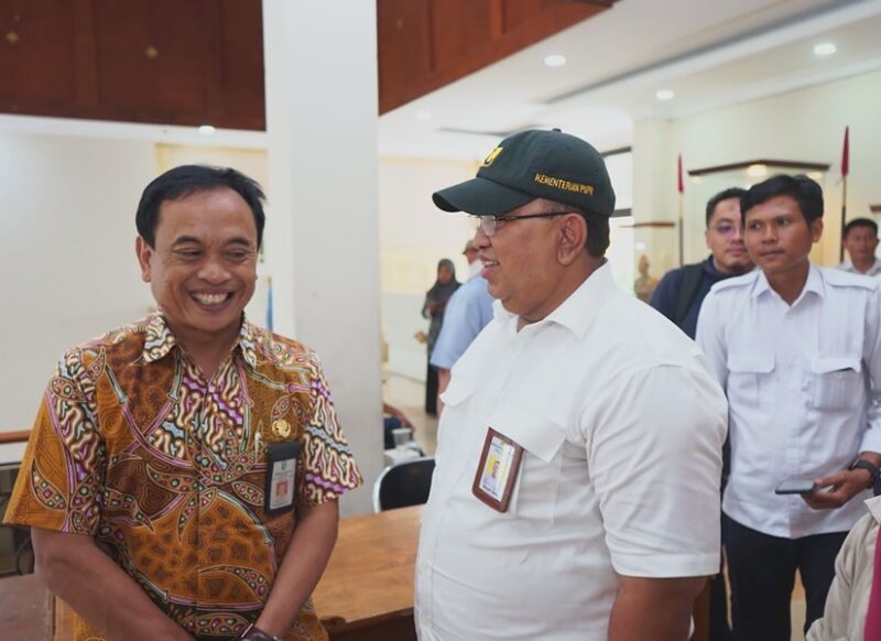 Maryadi Utama Kepala BBWS bersama Agus Sugiarto Kepala Bappeda Litbang Ponorogo , Kamis ( 13/10/2022) 